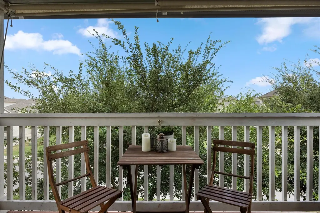369 S Brook Drive Leander TX 78641