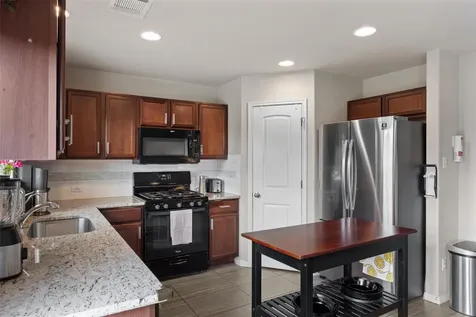 369 S Brook Drive Leander TX 78641
