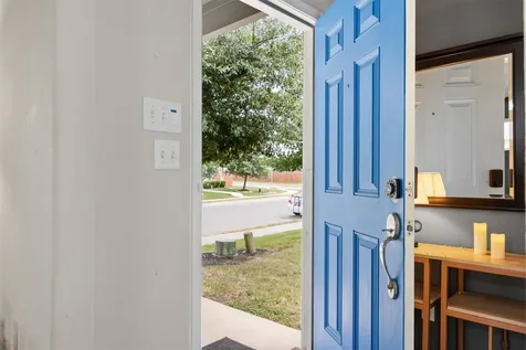 369 S Brook Drive Leander TX 78641