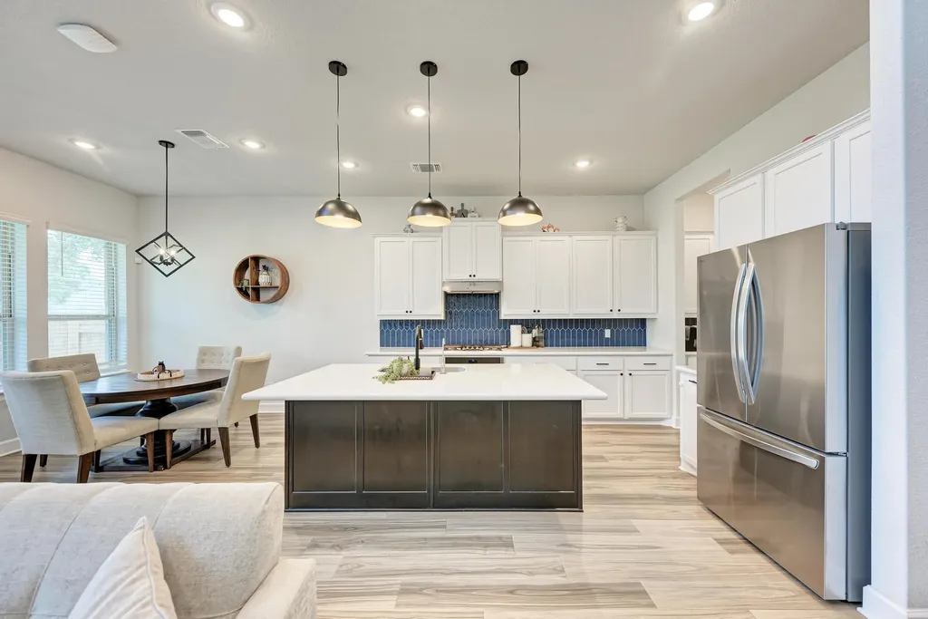 1105 White Daisy Lane Georgetown TX 78628