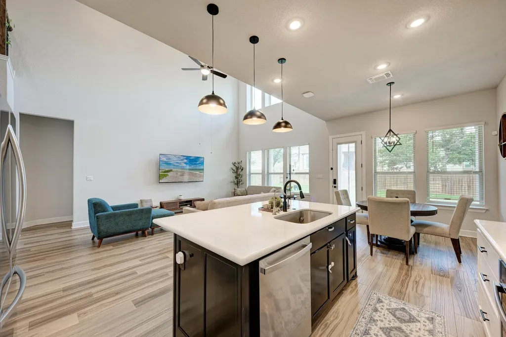 1105 White Daisy Lane Georgetown TX 78628