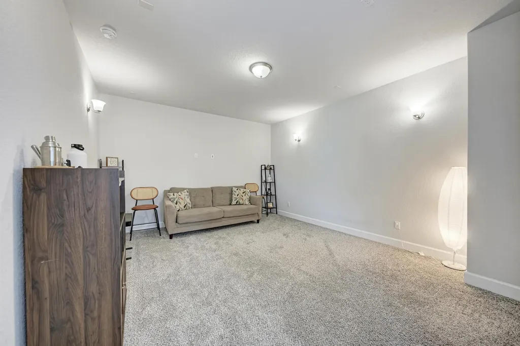 1105 White Daisy Lane Georgetown TX 78628