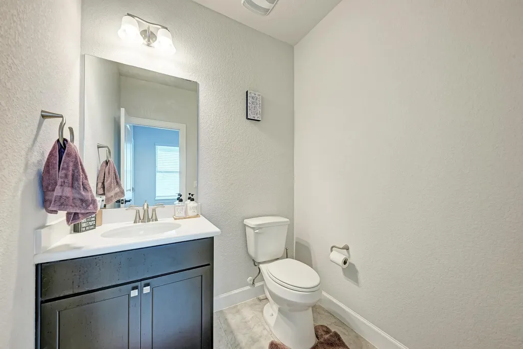 1105 White Daisy Lane Georgetown TX 78628