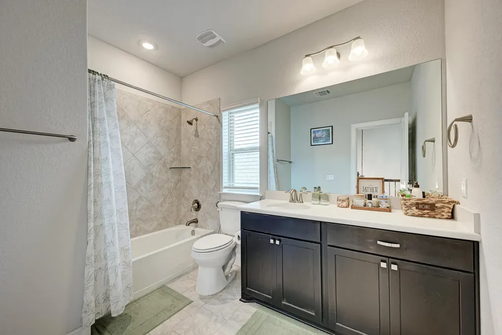 1105 White Daisy Lane Georgetown TX 78628