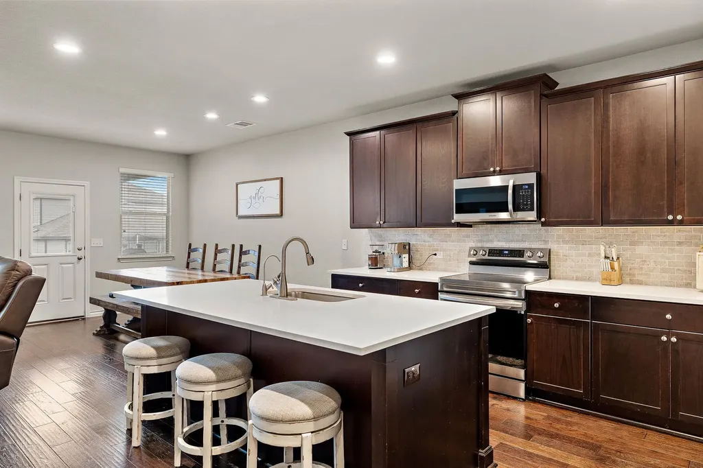 181 Flexus Lane Liberty Hill TX 78642