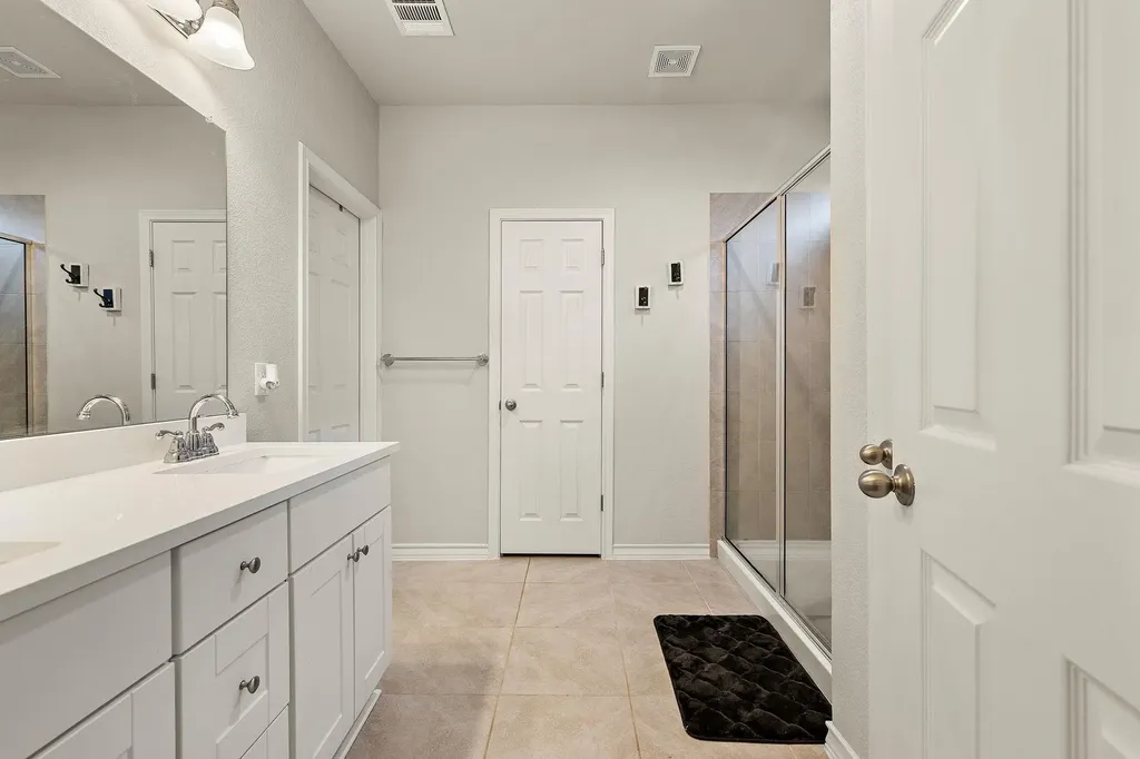 181 Flexus Lane Liberty Hill TX 78642