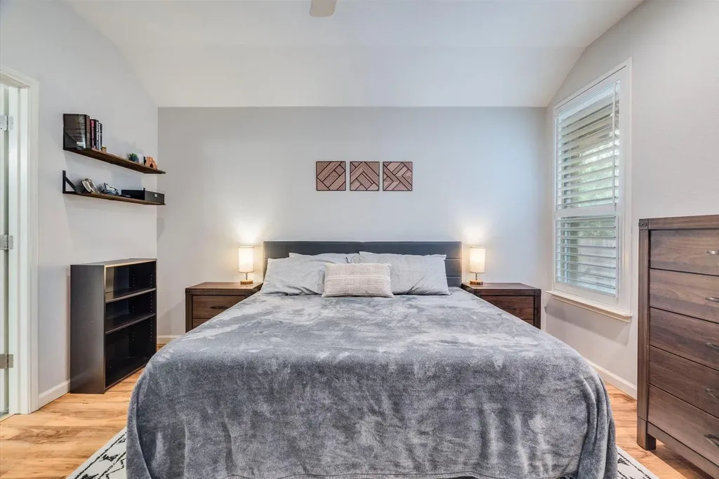 809 Hilltop Drive Leander TX 78641