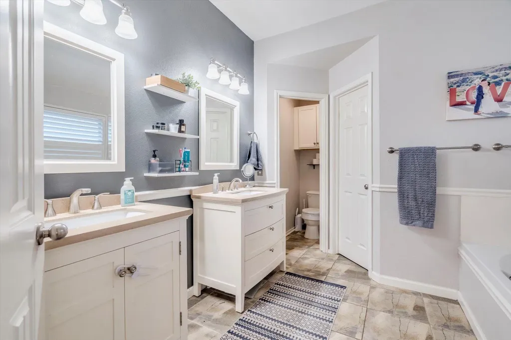 809 Hilltop Drive Leander TX 78641