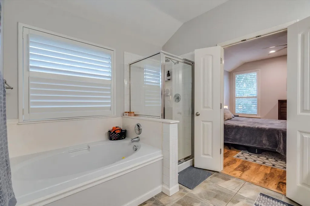 809 Hilltop Drive Leander TX 78641