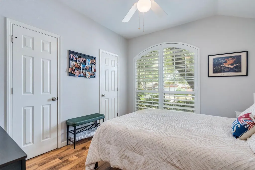 809 Hilltop Drive Leander TX 78641