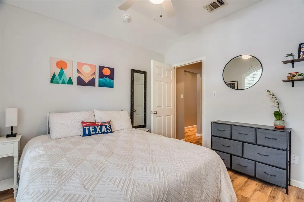 809 Hilltop Drive Leander TX 78641