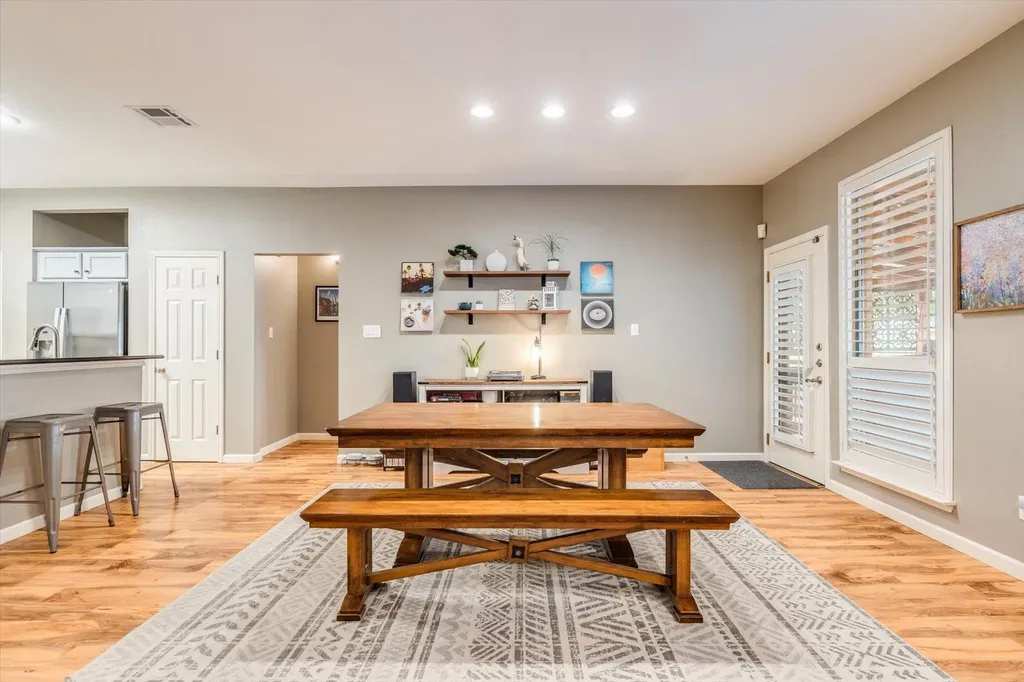 809 Hilltop Drive Leander TX 78641