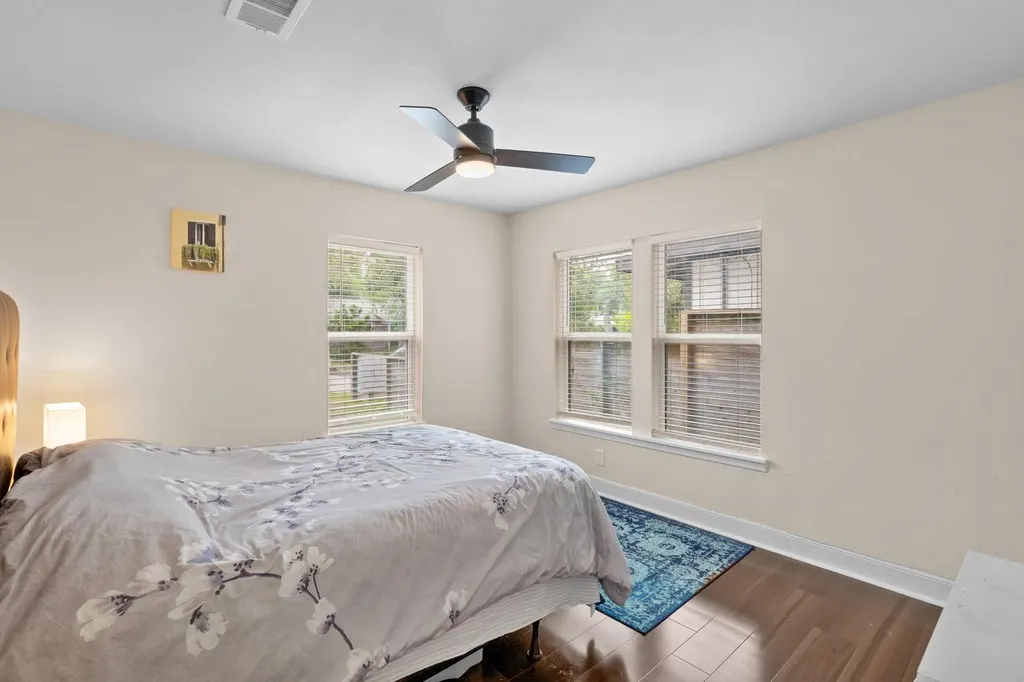 907 E 53rd Street Austin TX 78751