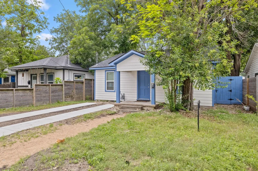 907 E 53rd Street Austin TX 78751