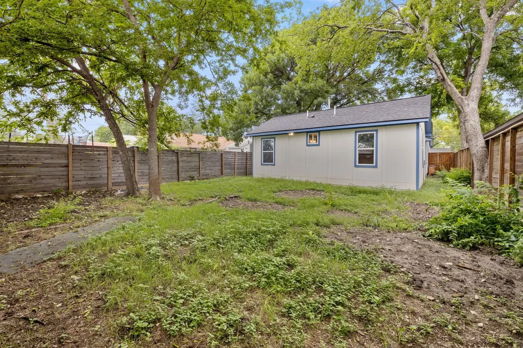 907 E 53rd Street Austin TX 78751