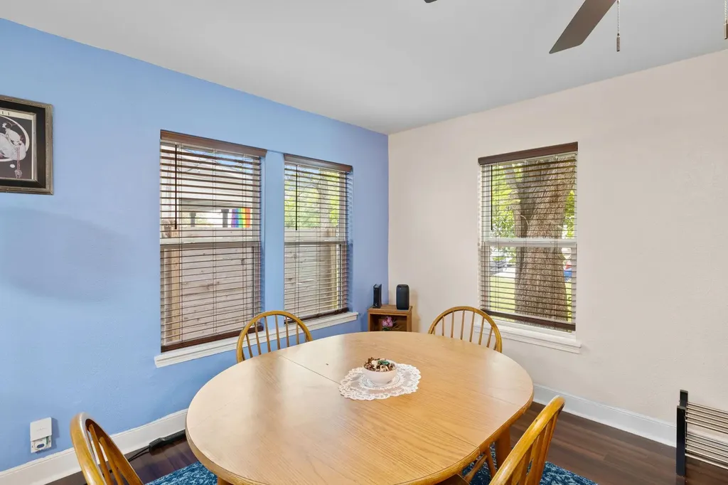 907 E 53rd Street Austin TX 78751