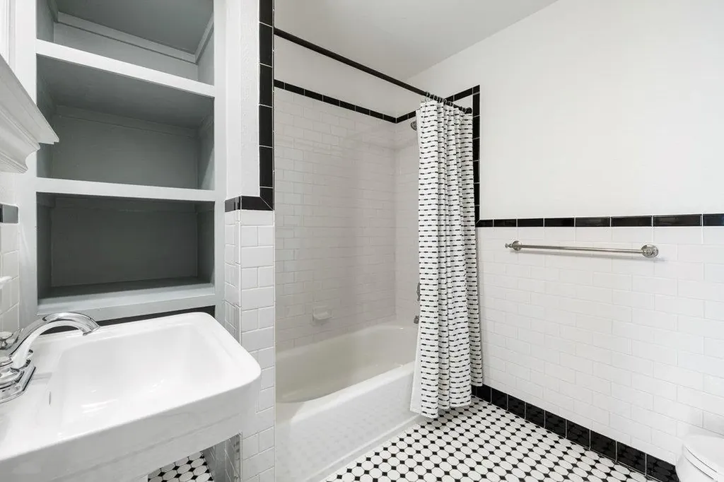 4512 Ramsey Avenue Austin TX 78756