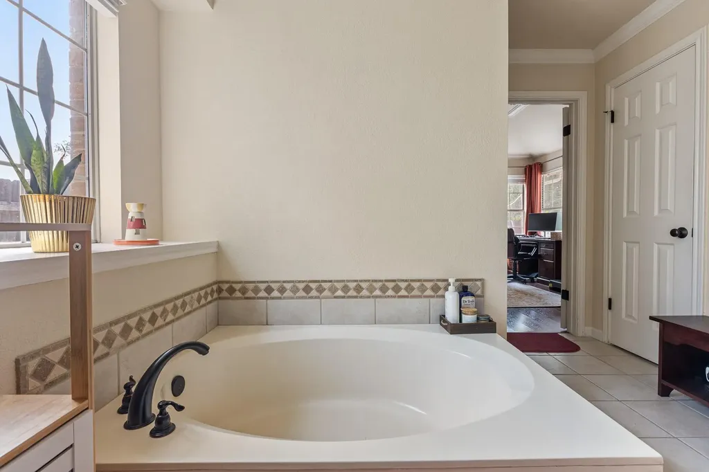 2305 Raintree Path Round Rock TX 78664