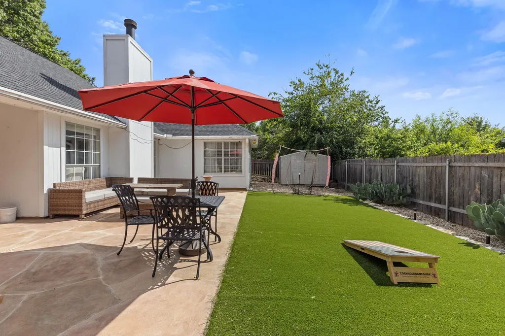 2305 Raintree Path Round Rock TX 78664