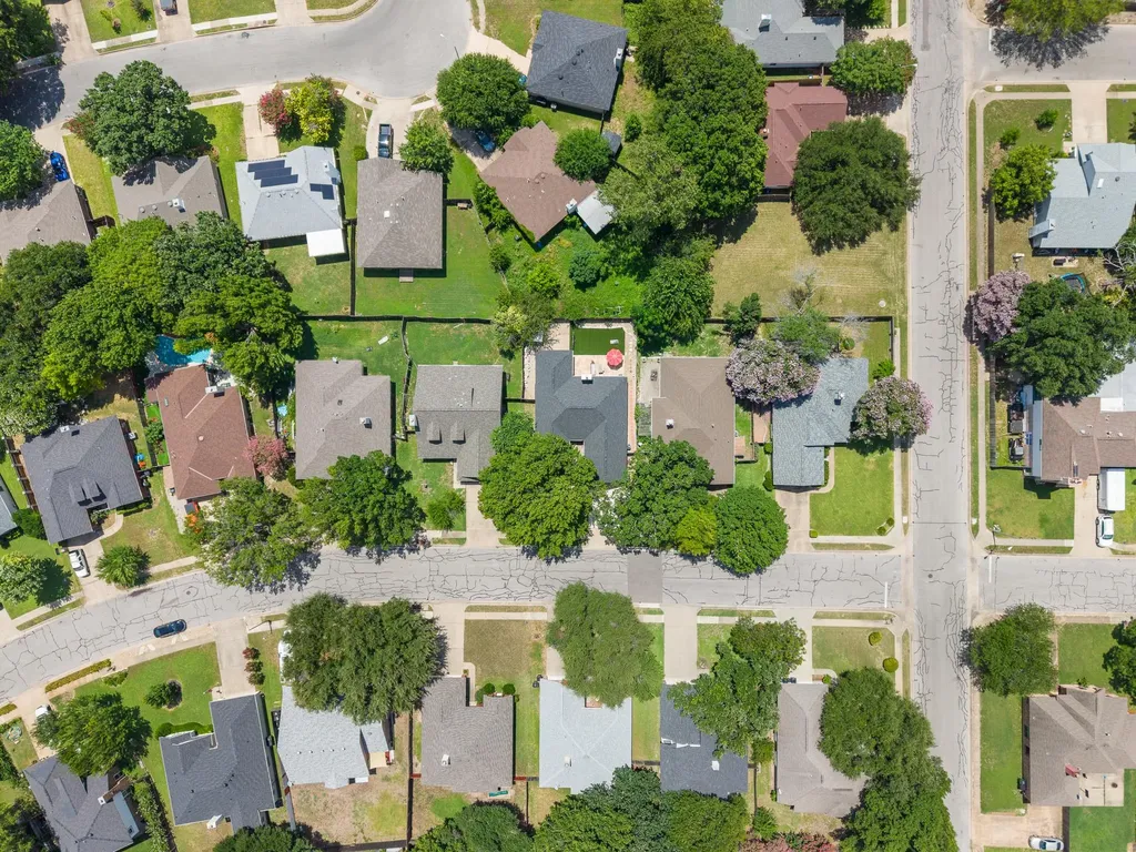 2305 Raintree Path Round Rock TX 78664