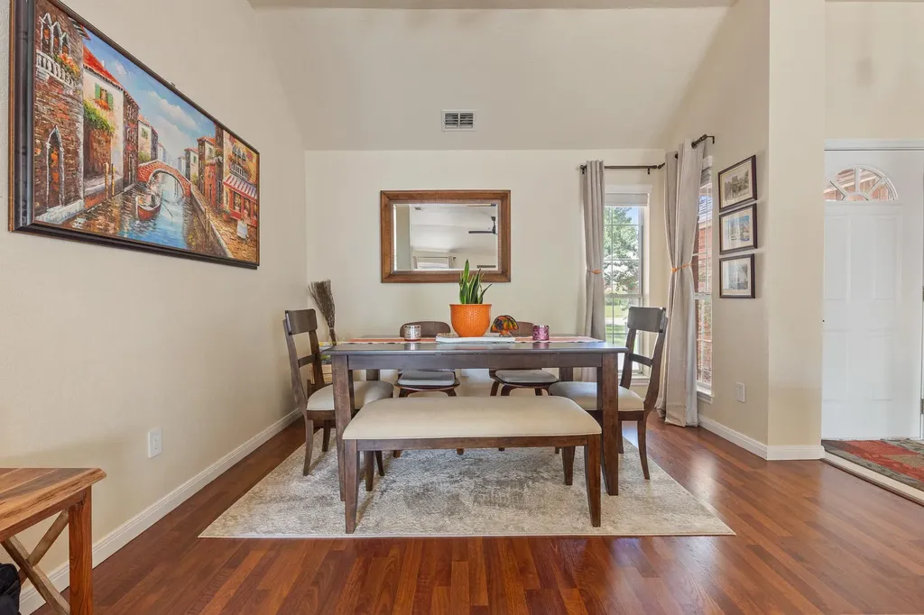 2305 Raintree Path Round Rock TX 78664