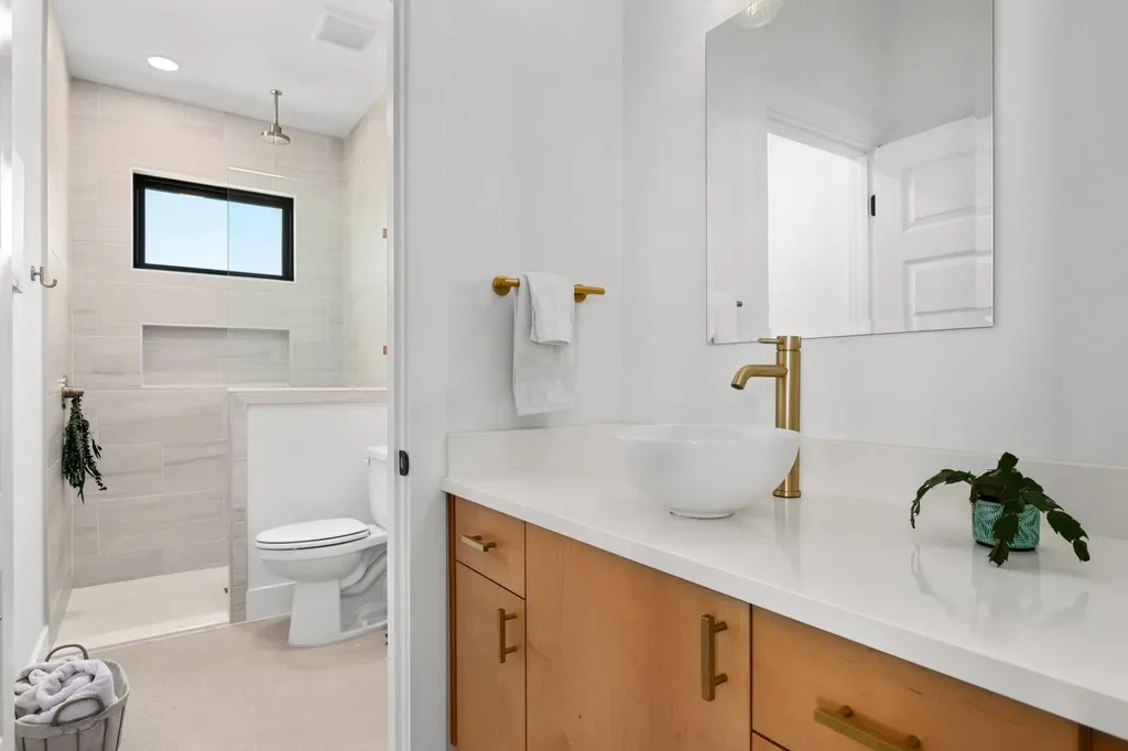 205 Retama Tree Trace Liberty Hill TX 78642