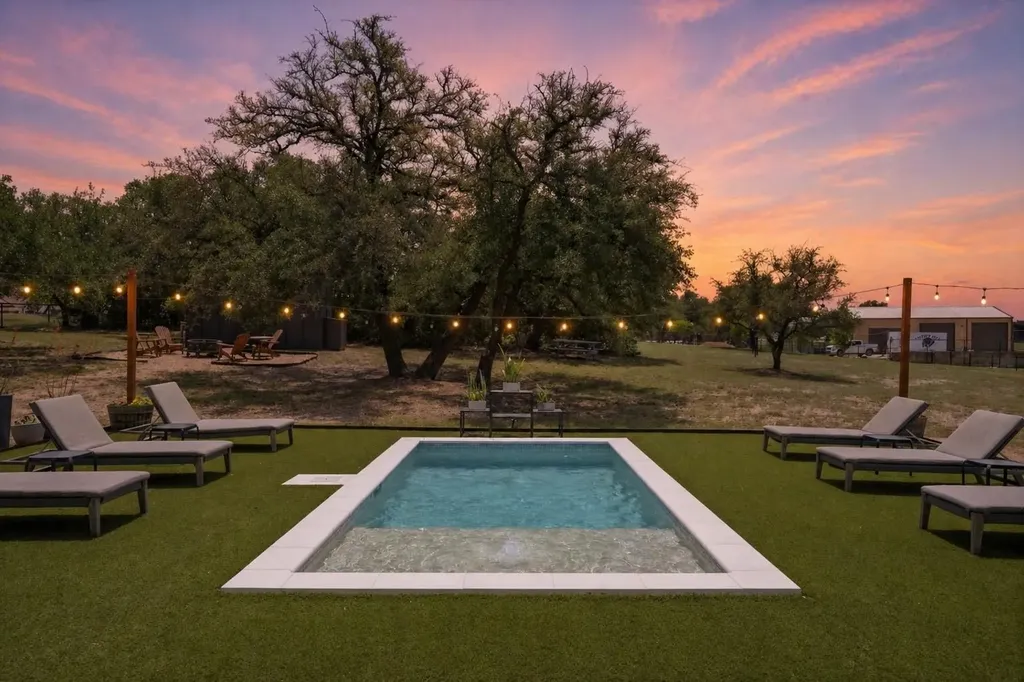 205 Retama Tree Trace Liberty Hill TX 78642