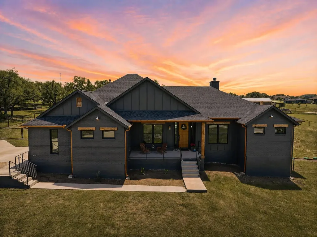 205 Retama Tree Trace Liberty Hill TX 78642