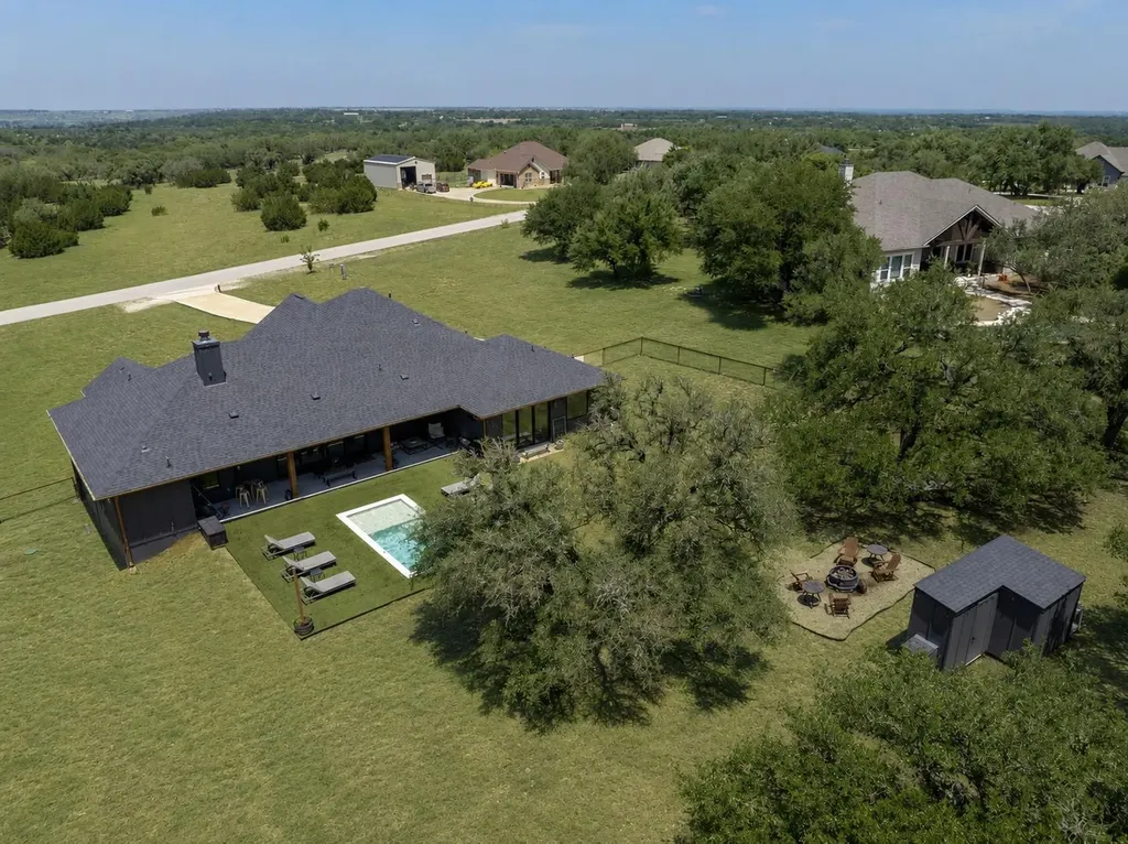205 Retama Tree Trace Liberty Hill TX 78642