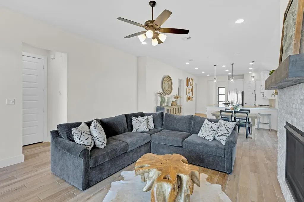 378 Carpenter Hill Drive Buda TX 78610