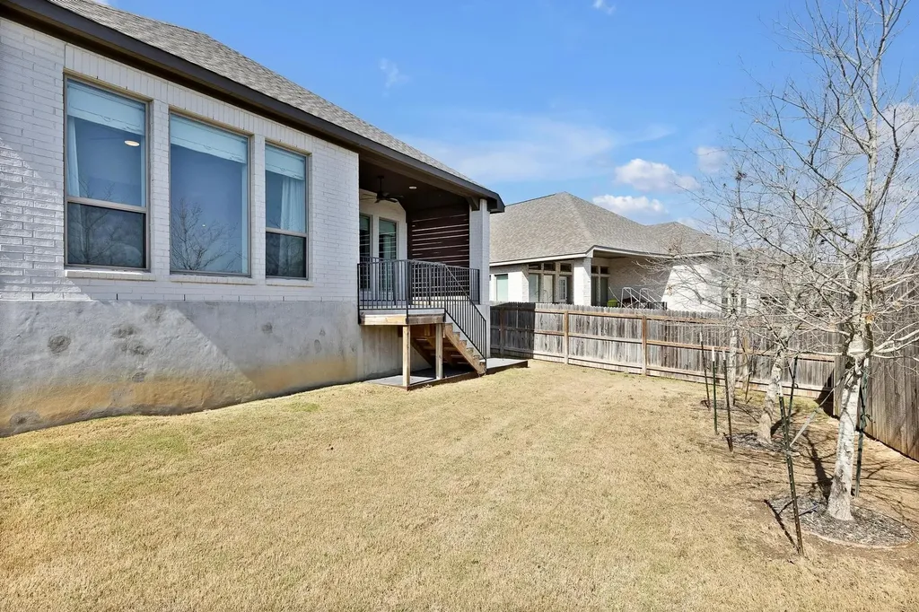 378 Carpenter Hill Drive Buda TX 78610