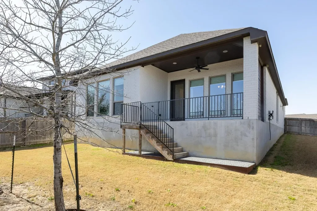 378 Carpenter Hill Drive Buda TX 78610