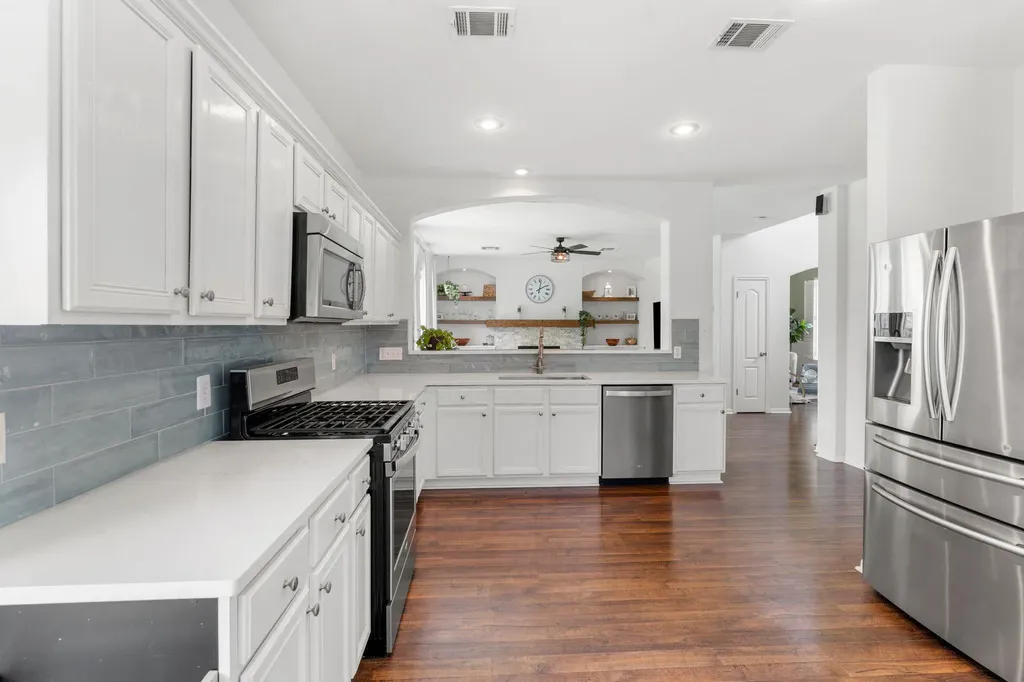 1114 Water Birch Round Rock TX 78665