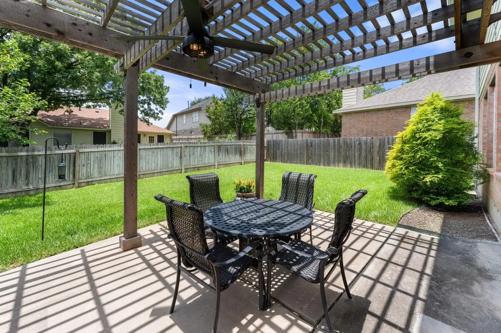 1114 Water Birch Round Rock TX 78665