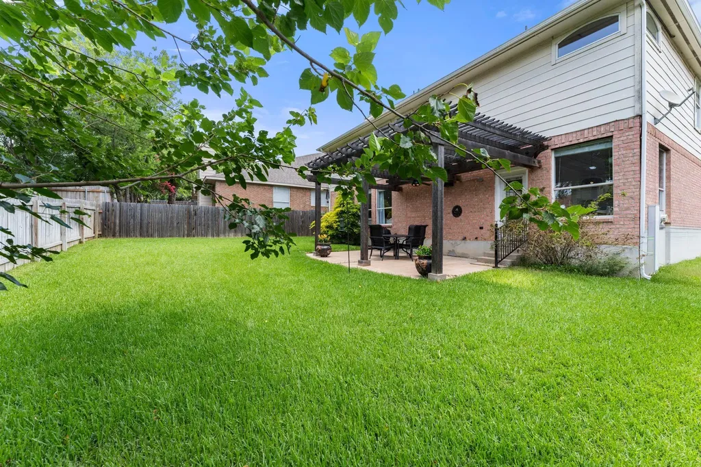 1114 Water Birch Round Rock TX 78665