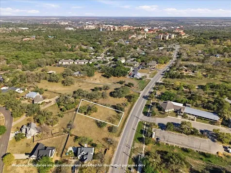 1524 Rr 12 Circle San Marcos TX 78666