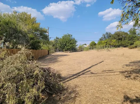 1524 Rr 12 Circle San Marcos TX 78666