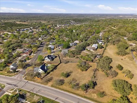 1524 Rr 12 Circle San Marcos TX 78666