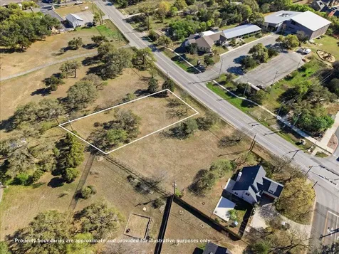 1524 Rr 12 Circle San Marcos TX 78666