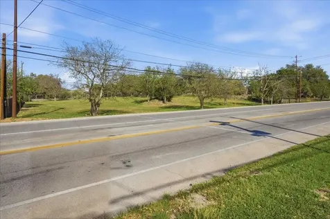 1524 Rr 12 Circle San Marcos TX 78666