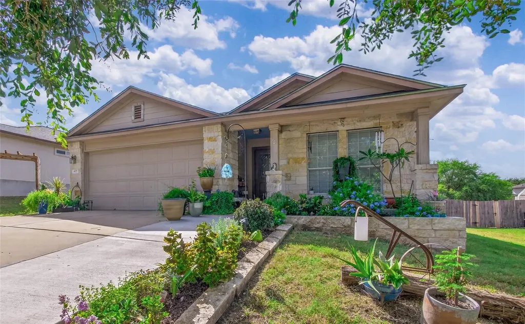 427 Buckingham Drive Kyle TX 78640