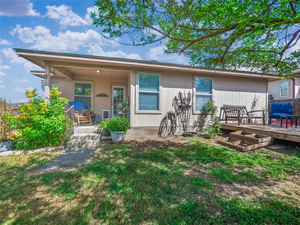 427 Buckingham Drive Kyle TX 78640