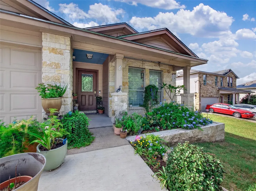 427 Buckingham Drive Kyle TX 78640