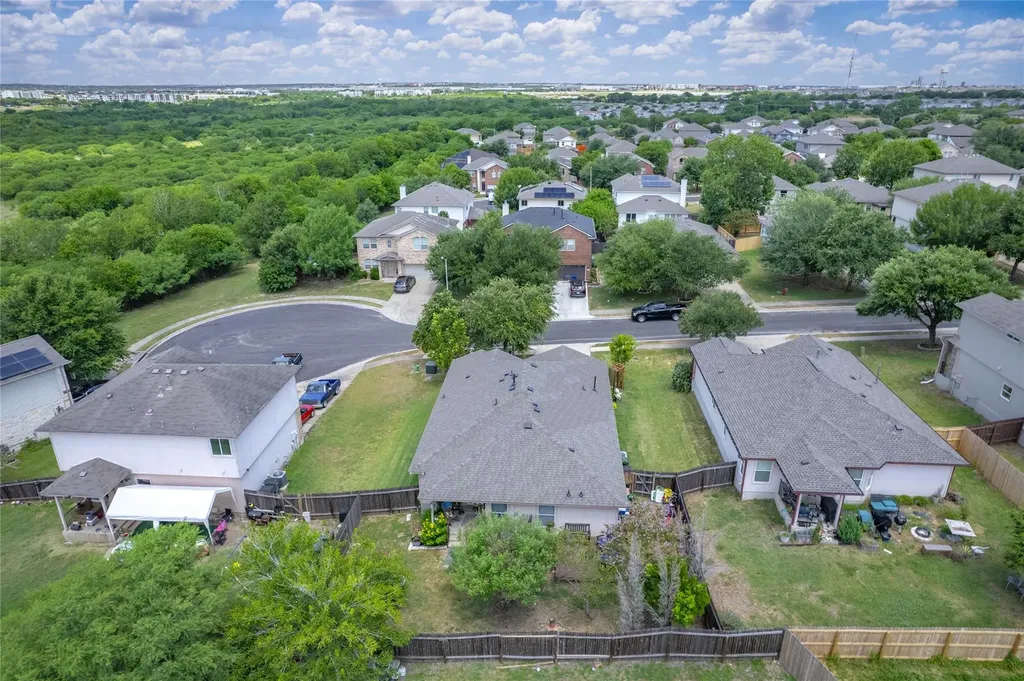 427 Buckingham Drive Kyle TX 78640