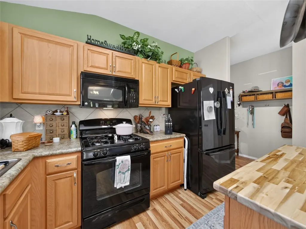 427 Buckingham Drive Kyle TX 78640