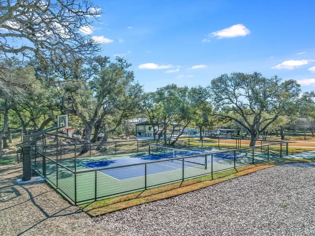 2419 Cherry Lane Kingsland TX 78639