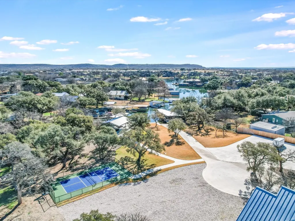2419 Cherry Lane Kingsland TX 78639