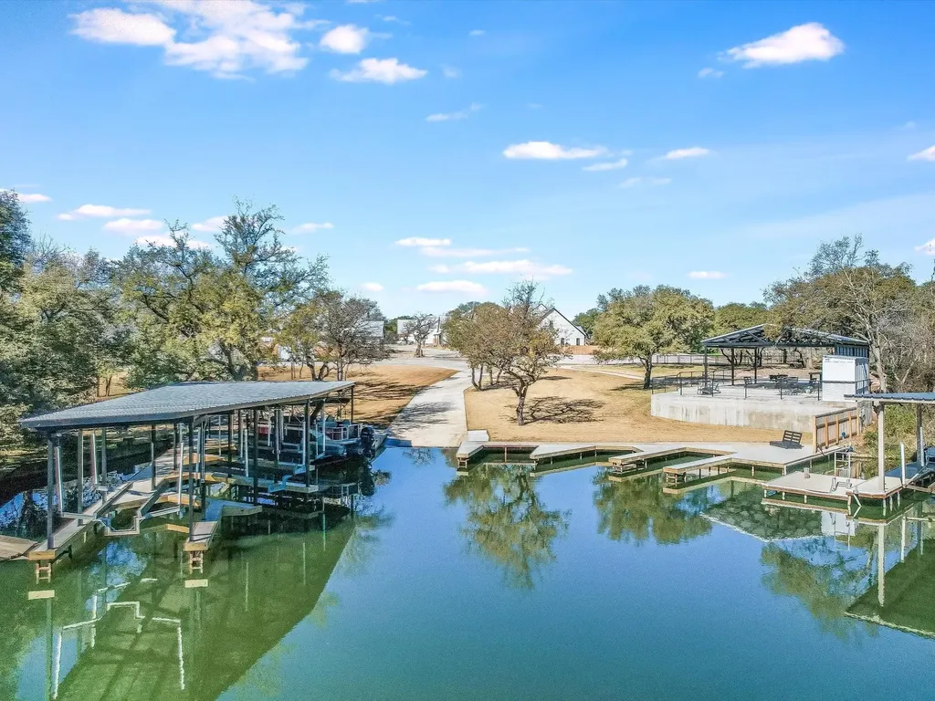 2419 Cherry Lane Kingsland TX 78639