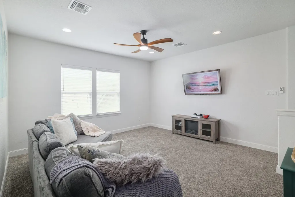 213 Encore Drive Liberty Hill TX 78642