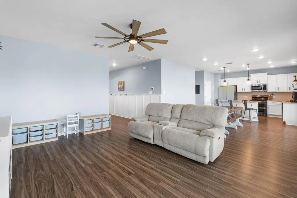 10239 Six Shooter Lane Temple TX 76502